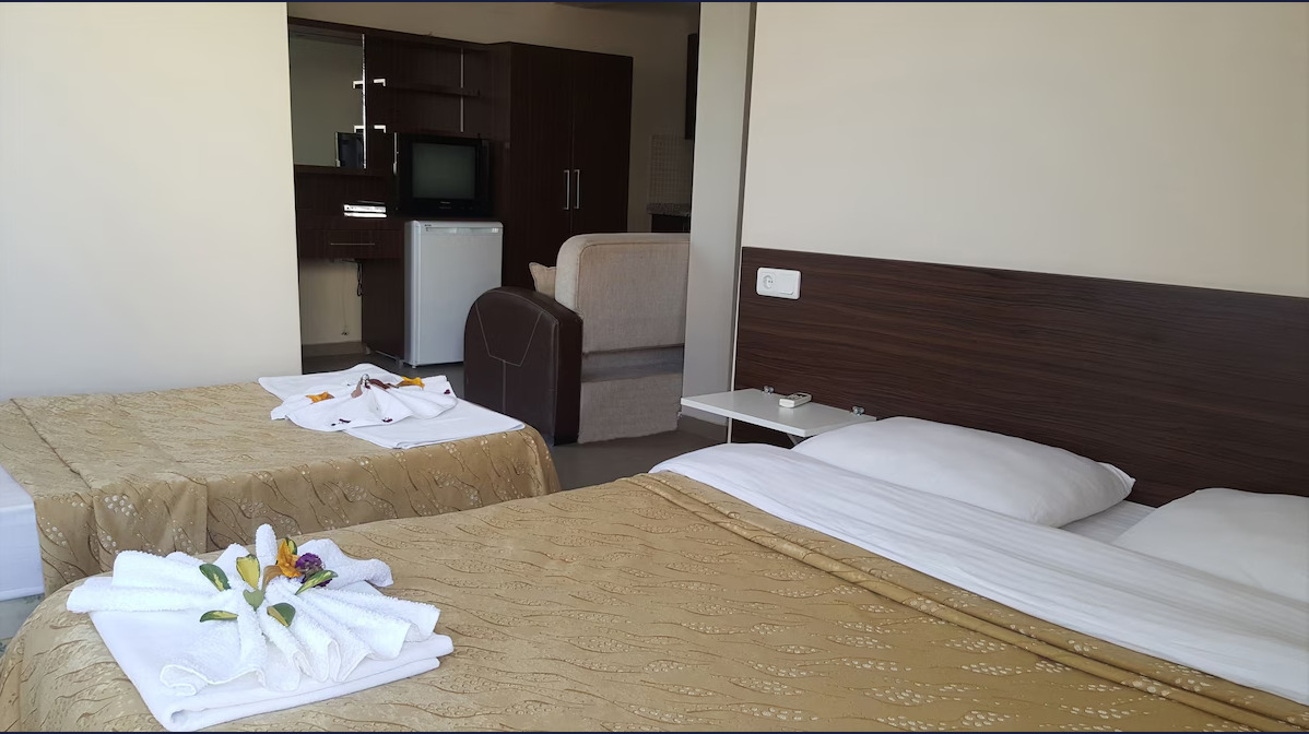 ÜÇ KİŞİLİK ODA